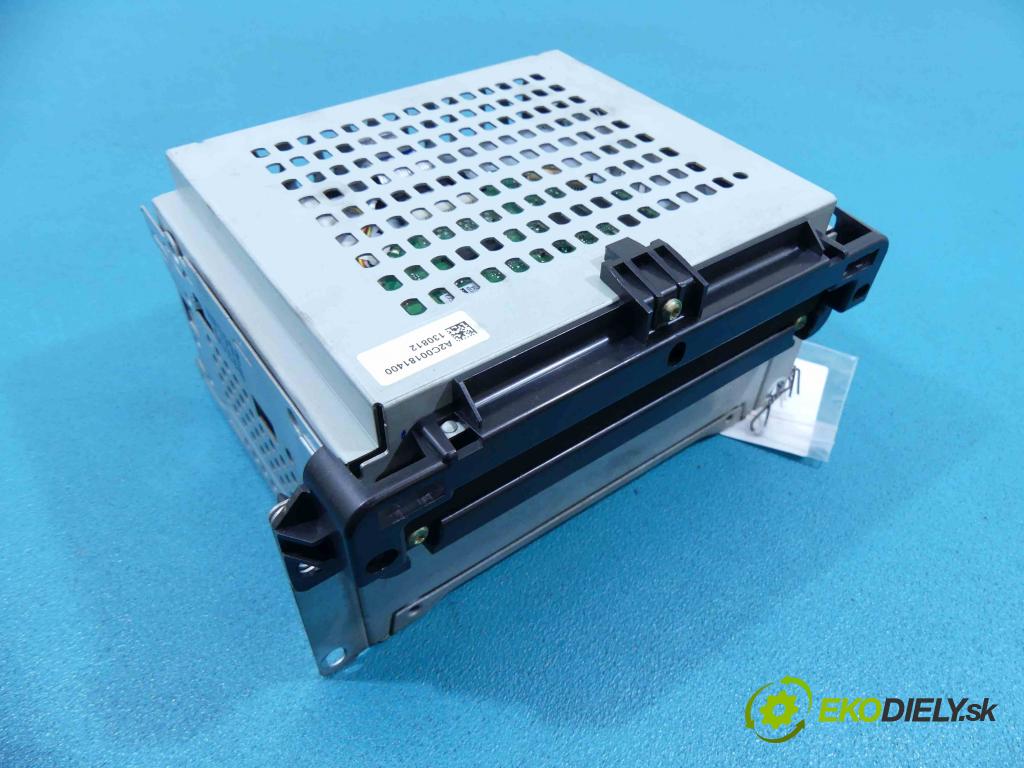 Dodge Charger II 2010- 3.6 V6 VVT 296KM automatic 218 kW 3604 cm3 4- Radio P68209671AB (Audio zariadenia)