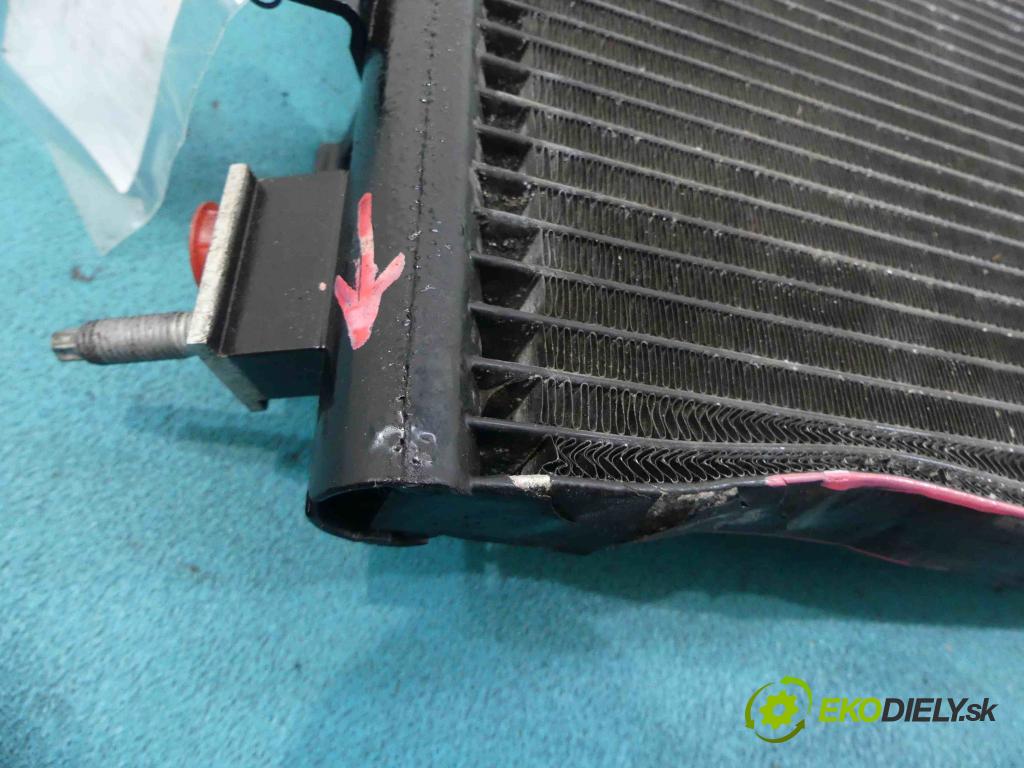 Dodge Charger II 2010- 3.6 V6 automatic 218 kW 3604 cm3 4- chladič klimatizácie M153904B (Chladiče klimatizácie)