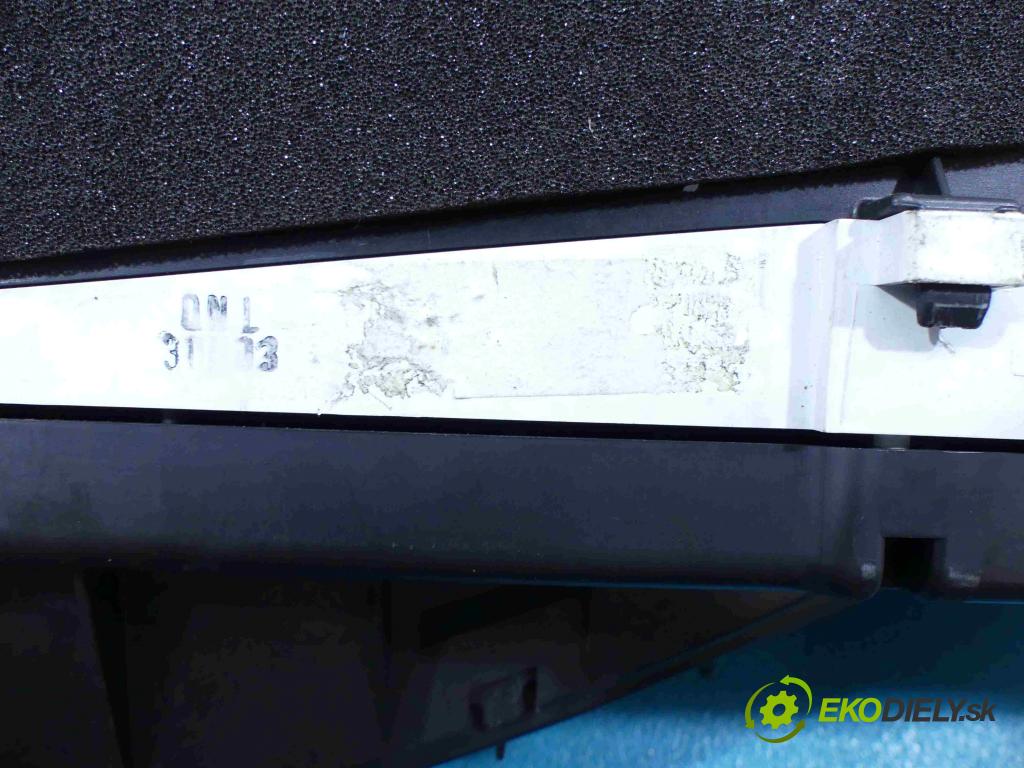 Toyota Yaris II 2005-2011 1.0 vvti (1KR 52) 69KM manual 51 kW 998 cm3 3- prístrojovka/ budíky  (Prístrojové dosky, displeje)