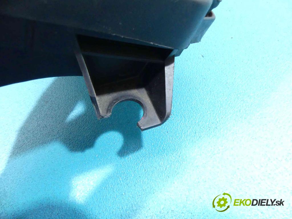 Citroen C4 Grand picasso 1.6 thp 150 hp automatic 110 kW 1598 cm3 5- obal filtra vzduchu 757669180 (Kryty filtrů)