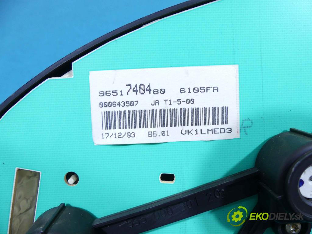 Peugeot 206 2.0 HDI 90 HP manual 66 kW 1997 cm3 3- Prístrojovka 9651740480 (Prístrojové dosky, displeje)