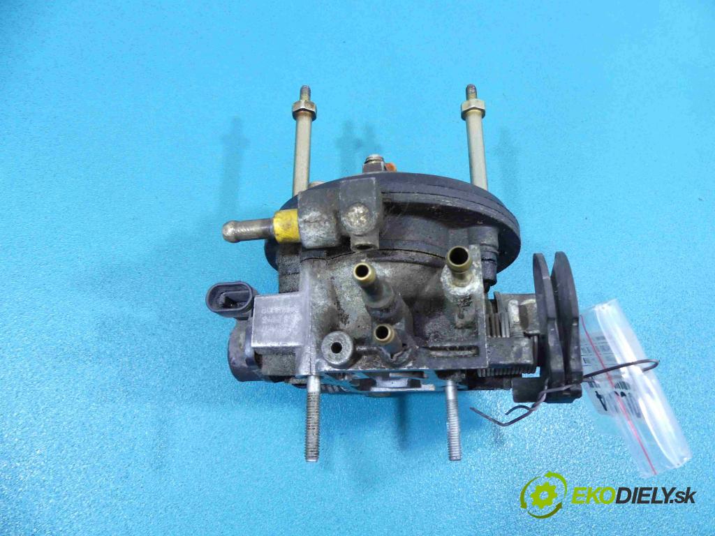 Fiat Punto I 1993-1999 1.1 54 HP manual 40 kW 1108 cm3 3- vstrekovač  (Karburátory)