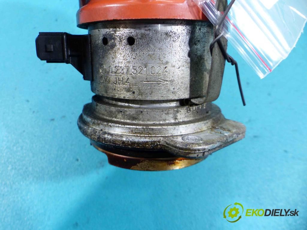 Opel Corsa B 1993-1999 1.4 60 HP manual 44 kW 1389 cm3 3- rozdeľovač 0237521024 (Rozdeľovače)