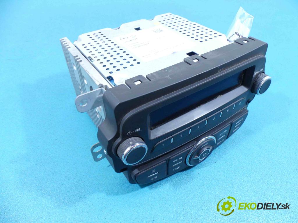 Opel Corsa E 2014-2019 1.4 16v 90 HP manual 66 kW 1398 cm3 5- Radio 39146277 (Audio zariadenia)