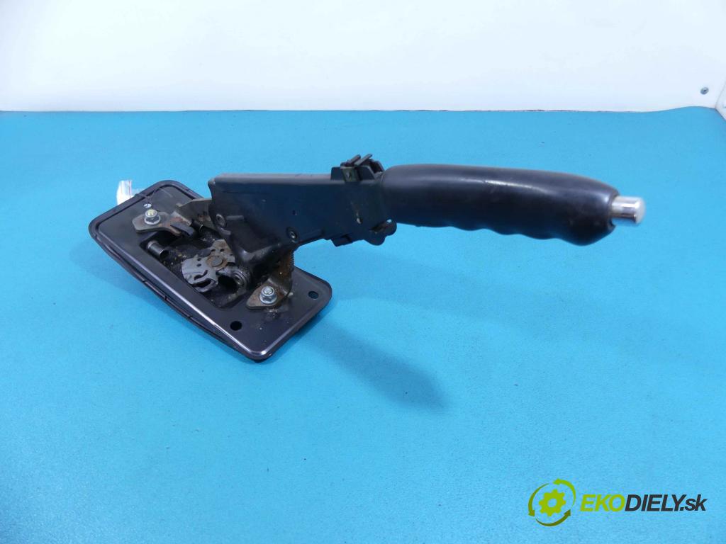 Audi A6 C5 1997-2004 1.9 tdi 110 HP manual 81 kW 1896 cm3 4- Brzda  (Ručné brzdy)