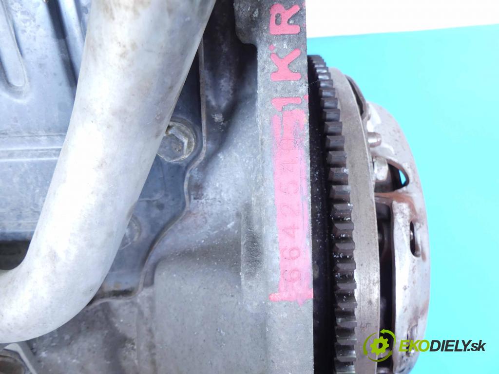 Peugeot 107 1.0 12v 68 hp manual 50 kW 998 cm3 5- motor benzín 1KR-B52