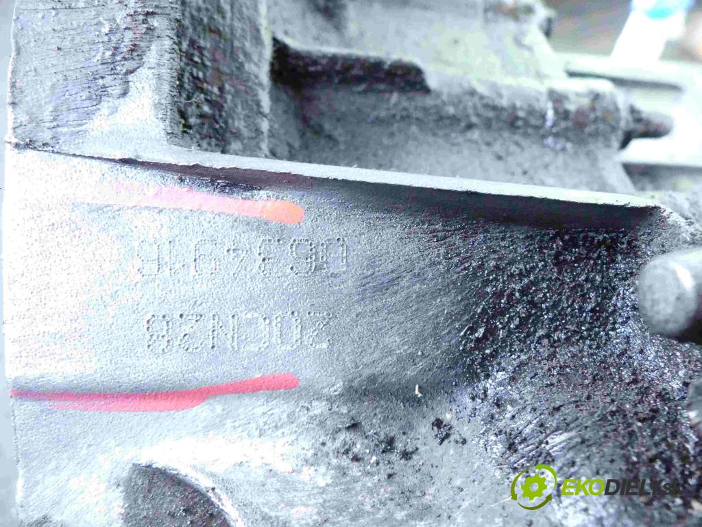 Citroen Xsara II 2000-2004 1.6 16v 109 HP manual 80 kW 1587 cm3 3- stupeň,rýchlosť manual 20CN28