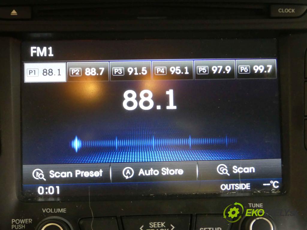 Hyundai Veloster 2011-2018 1.6 GDI 140 HP manual 103 kW 1591 cm3 4- Radio 96560-2V720 (Audio zariadenia)