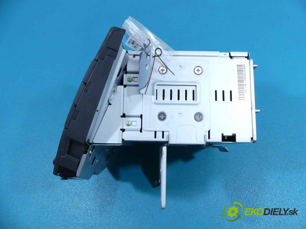 Hyundai Veloster 2011-2018 1.6 GDI 140 HP manual 103 kW 1591 cm3 4- Radio 96560-2V720 (Audio zariadenia)