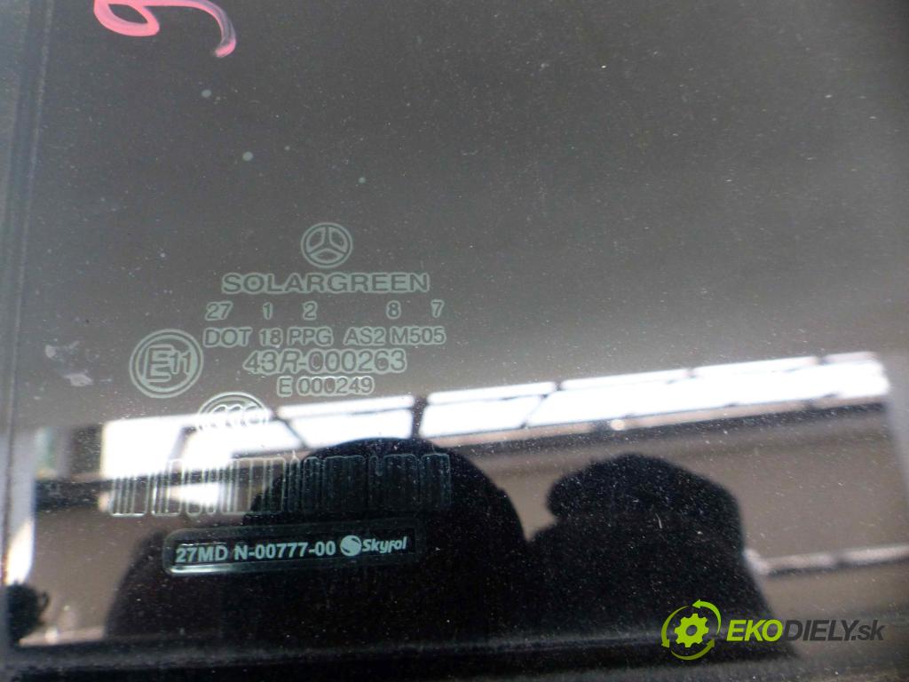 Mercedes S W221 05-13 5.5 V8 387KM automatic 285 kW 5461 cm3 4- sklo dvere zadné pravé