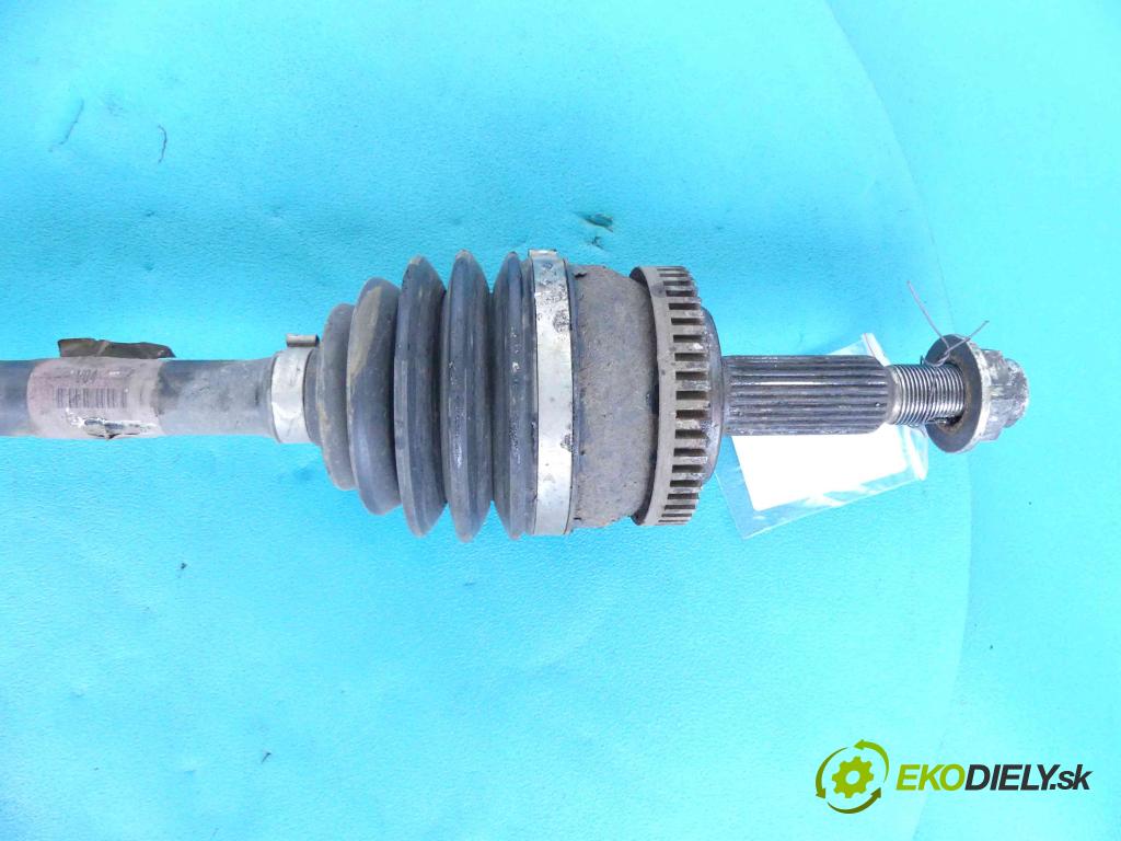 Hyundai I40 1.7 crdi 116 HP manual 85 kW 1685 cm3 5- poloos ľavé  (Poloosy)