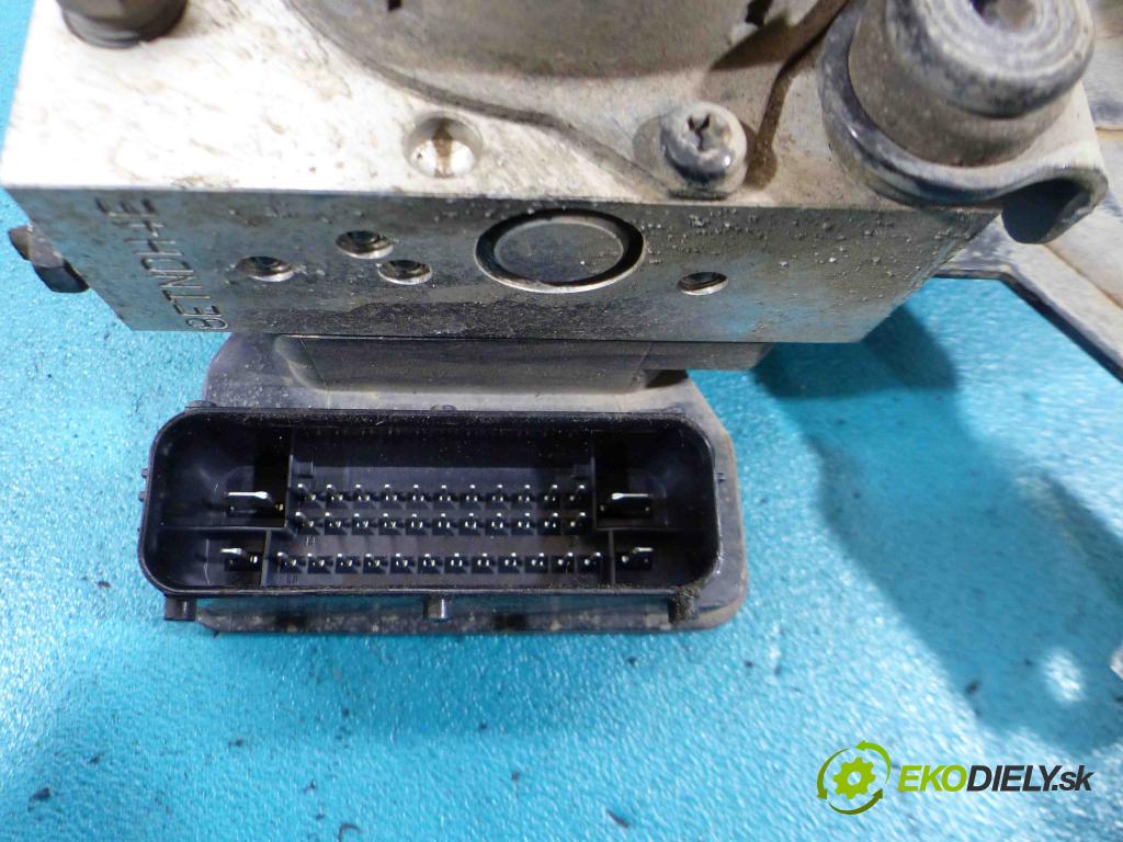 Hyundai I40 1.7 crdi 116 hp manual 85 kW 1685 cm3 5- čerpadlo abs 58920-3Z500 (Pumpy brzdové)