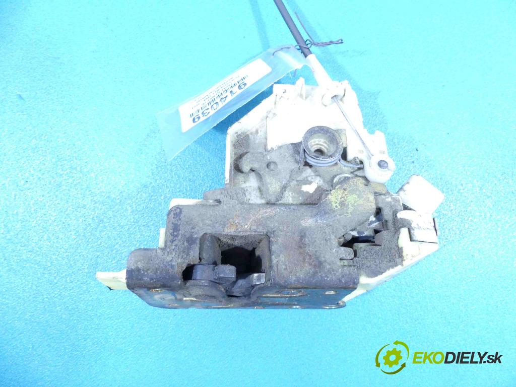 Ford Focus Mk1 1998-2004 1.8 tddi 90 hp manual 66 kW 1753 cm3 5- zadní levý