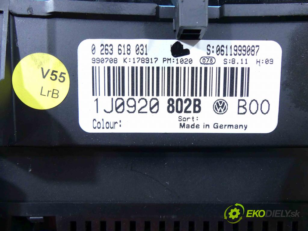 Vw Golf IV 1997-2003 1.6 8v 101 HP manual 74 kW 1595 cm3 5- prístrojovka/ budíky 1J0920802B (Prístrojové dosky, displeje)