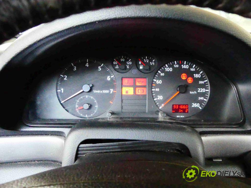 Audi A4 B5 1994-2001 1.6 101 hp manual 74 kW 1595 cm3 4- Přístrojová deska 8D0919034BX (Přístrojové desky, displeje)
