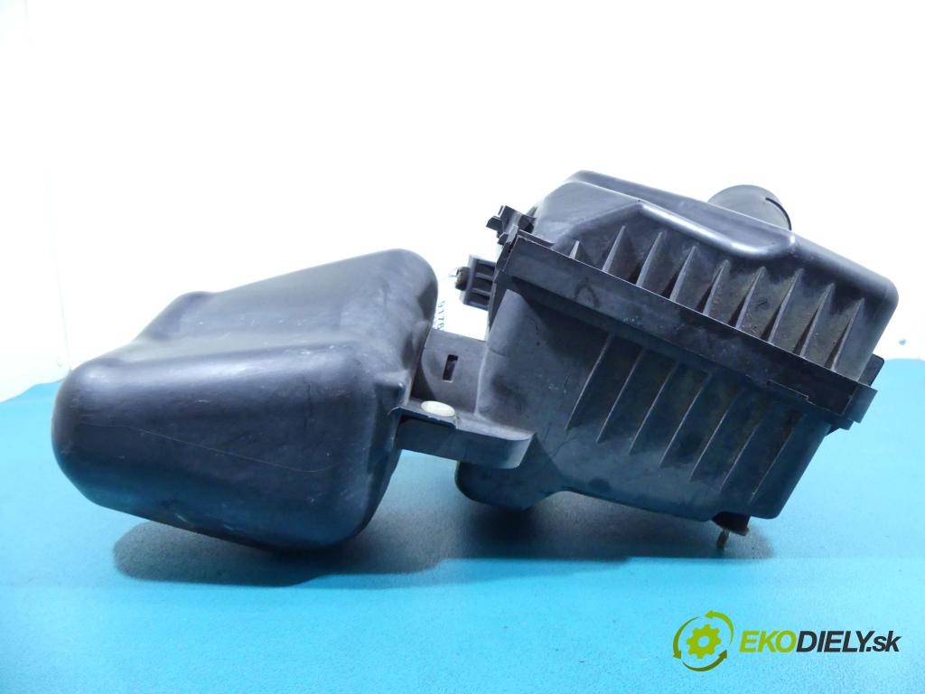 Subaru Tribeca 2005-2014 3.0 H6 (EZ30) 245KM automatic 180 kW 2999 cm3 5- obal filtra vzduchu A52AG00 (Kryty filtrů)