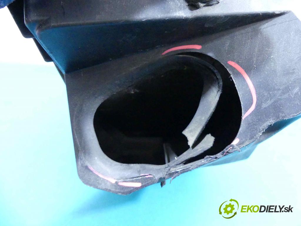 Seat Toledo II 1998-2004 2.3 V5 150 hp manual 110 kW 2324 cm3 4- obal filtra vzduchu 1J0129607AH (Kryty filtrů)