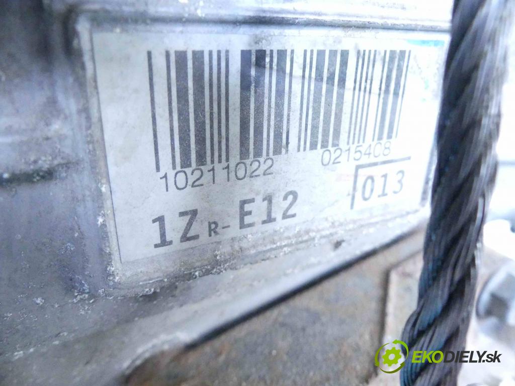 Toyota Auris I 2006-2013 1.6 vvti 124 hp manual 91 kW 1598 cm3 5- motor benzín 1ZR-E12