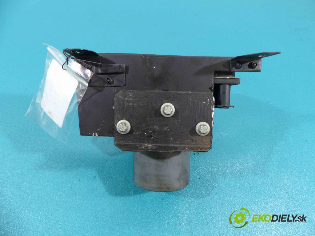Saab 9-5 2.3 T 185 HP manual 136 kW 2290 cm3 4- čerpadlo abs 0265234430 (Pumpy ABS)