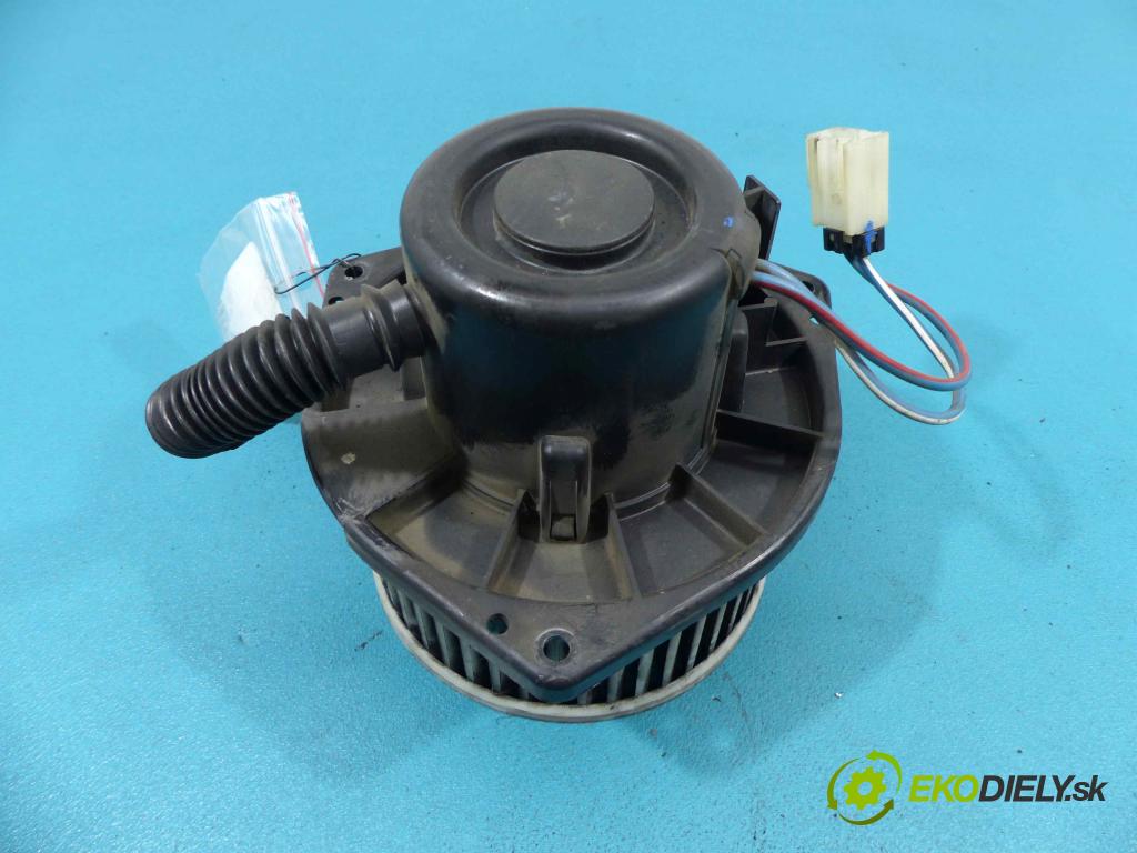 Nissan Primera P11 1996-2002 2.0 TD 90 HP manual 66 kW 1974 cm3 4- ventilátor vzduchu 0130111153