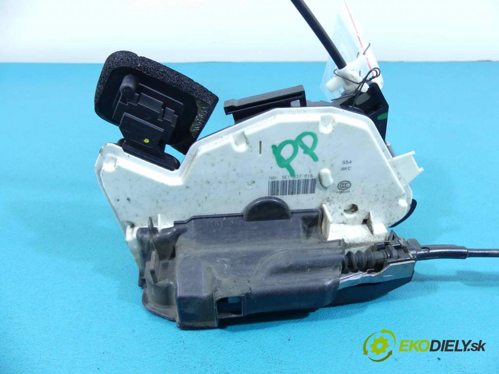 Skoda Rapid 2012-2019 1.6 tdi 90 hp manual 66 kW 1598 cm3 5- zámek přední pravý 5E1837016