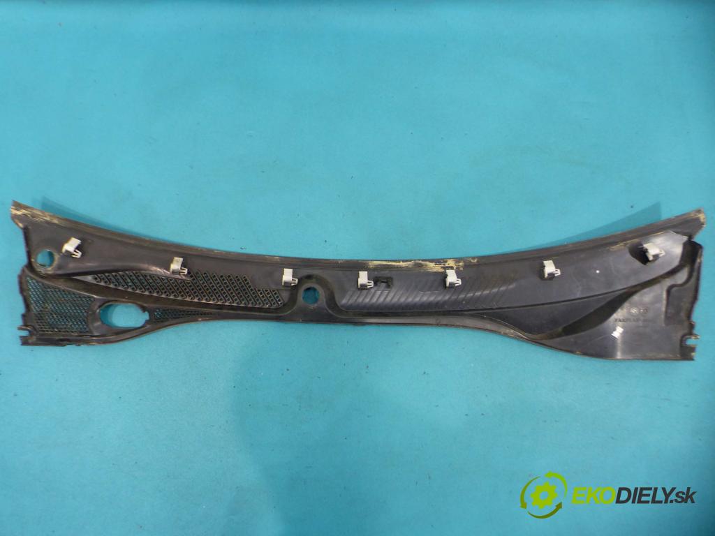 Renault Thalia II 2008-2013 1,2.0 16v 75 HP manual 55 kW 1149 cm3 4- torpédo 8200699940 (Torpéda)