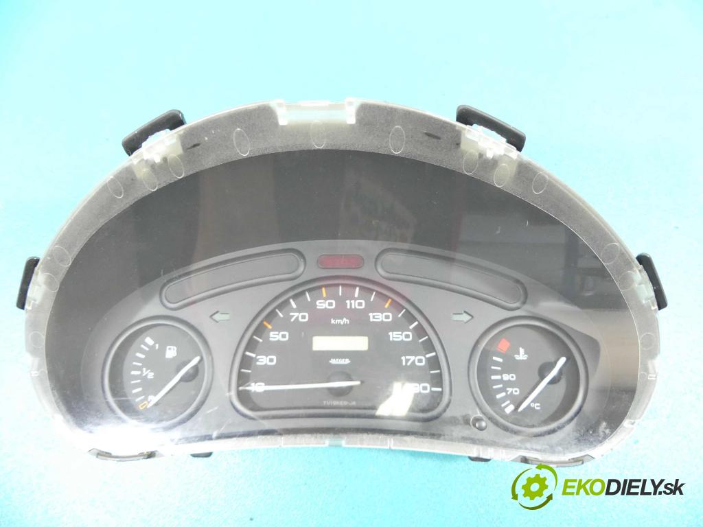 Peugeot 206 1.1 60 HP manual 44 kW 1124 cm3 5- prístrojovka/ budíky 9634960980 (Prístrojové dosky, displeje)