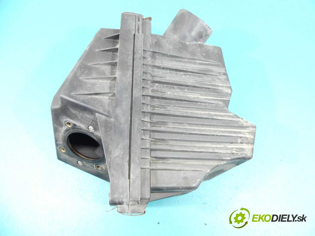 Nissan Almera tino 2.2 114 hp manual 84 kW 2184 cm3 5- obal filtra vzduchu  (Kryty filtrů)