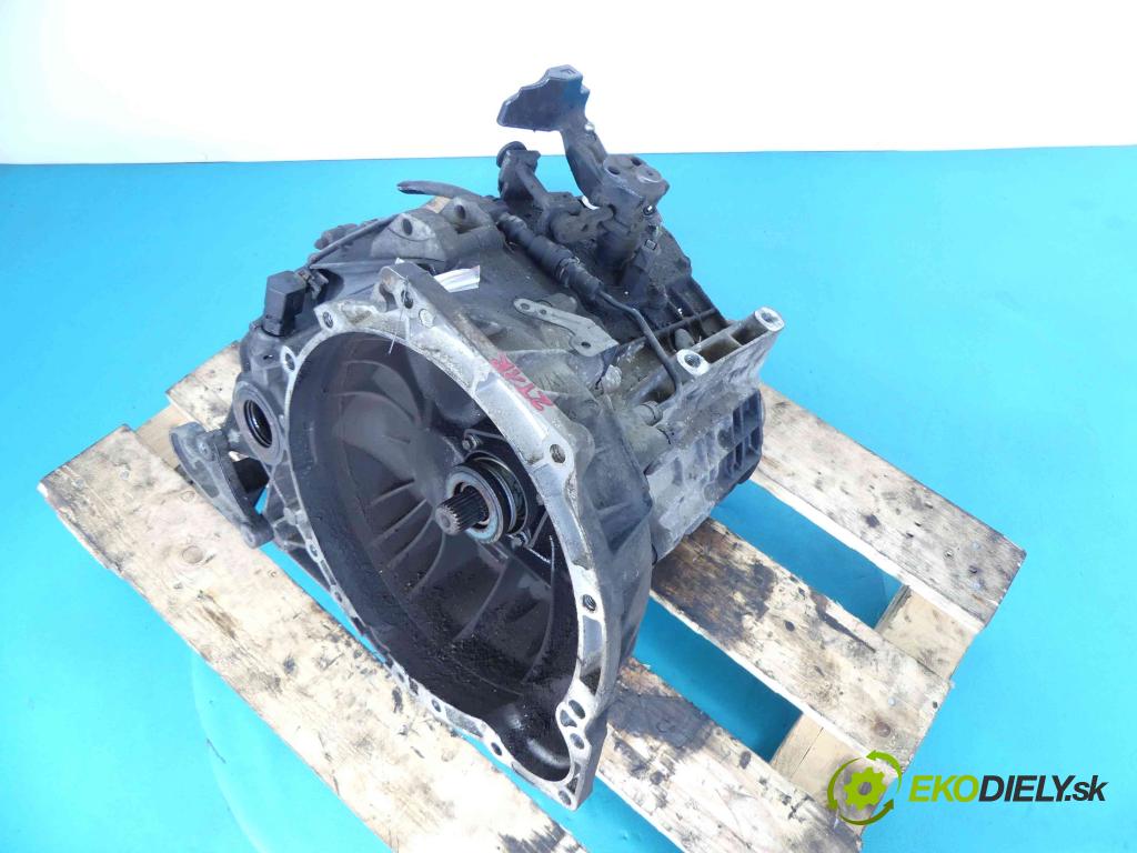 Ford Transit connect 1.8 tdci 90 hp manual 66 kW 1753 cm3 5- převodovka stupňová manual 2T1R7002BH