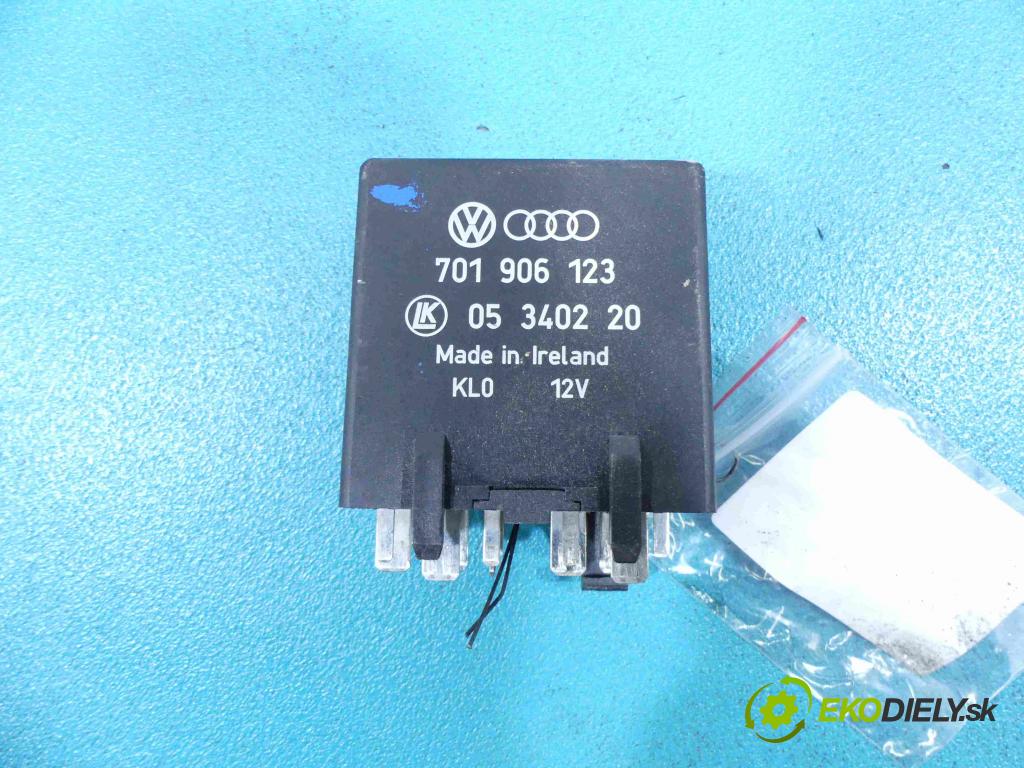 Vw Transporter T4 1990-2003 1.9 td 68 HP manual 50 kW 1896 cm3 5- Relé: 701906123 (Relé)