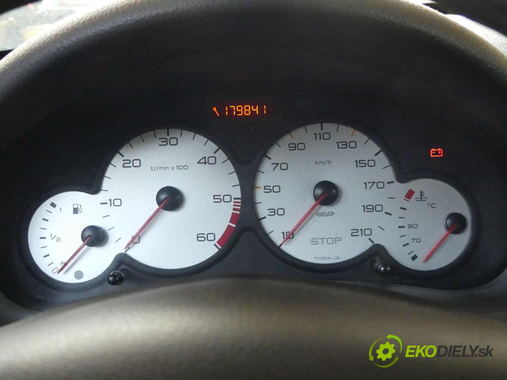 Peugeot 206 1.4 hdi 68 HP manual 50 kW 1398 cm3 5- prístrojovka/ budíky 9648836580 (Prístrojové dosky, displeje)