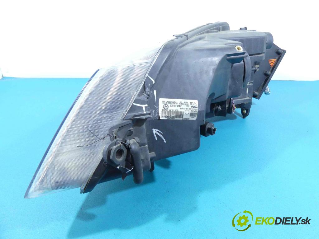 Vw Phaeton 3.0 tdi 224hp automatic 165 kW 2967 cm3 4- Reflektor: pravý 3D1941018P (Pravé)