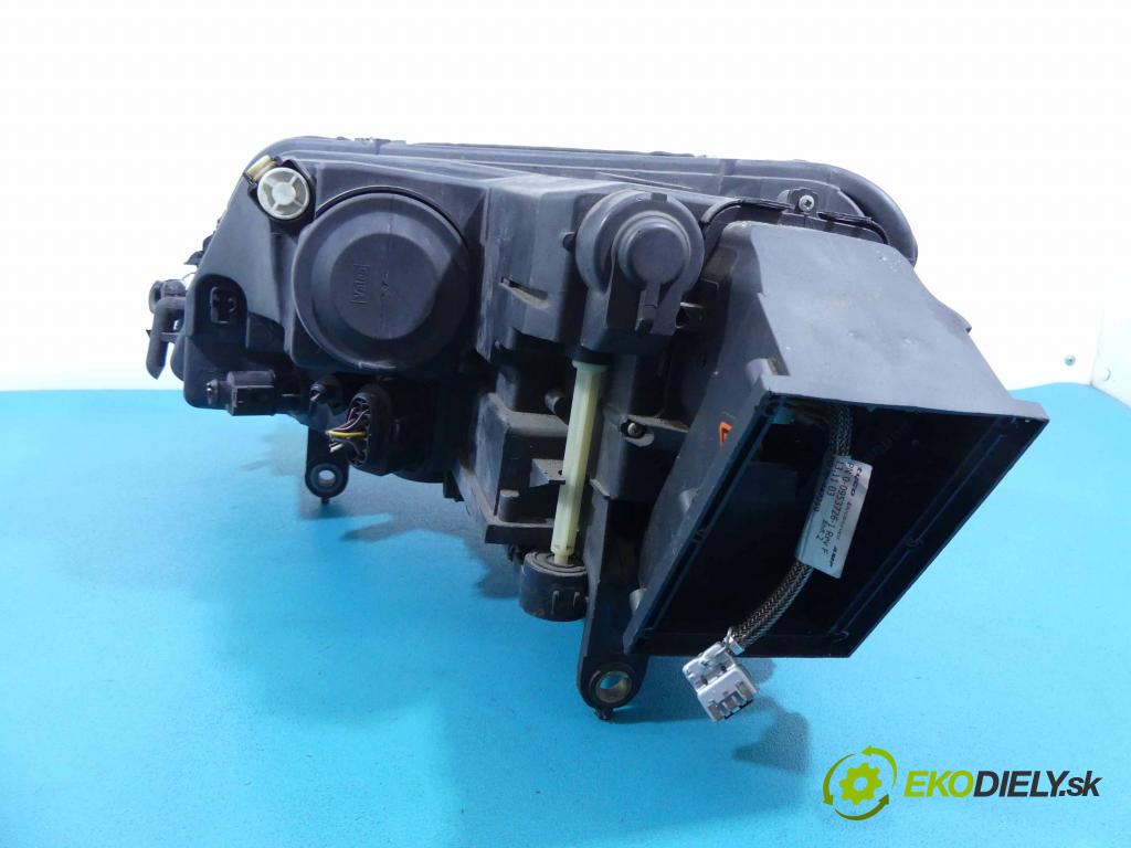 Vw Phaeton 3.0 tdi 224hp automatic 165 kW 2967 cm3 4- Reflektor: pravý 3D1941018P (Pravé)