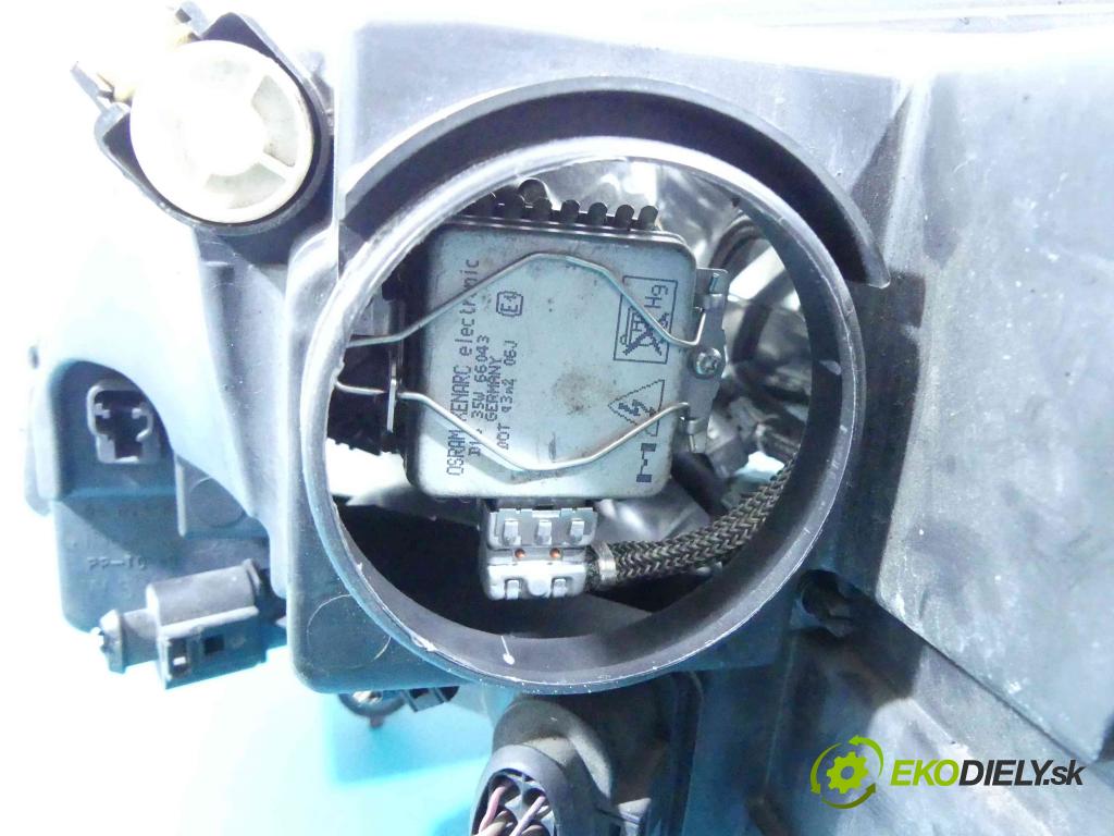 Vw Phaeton 3.0 tdi 224hp automatic 165 kW 2967 cm3 4- Reflektor: pravý 3D1941018P (Pravé)