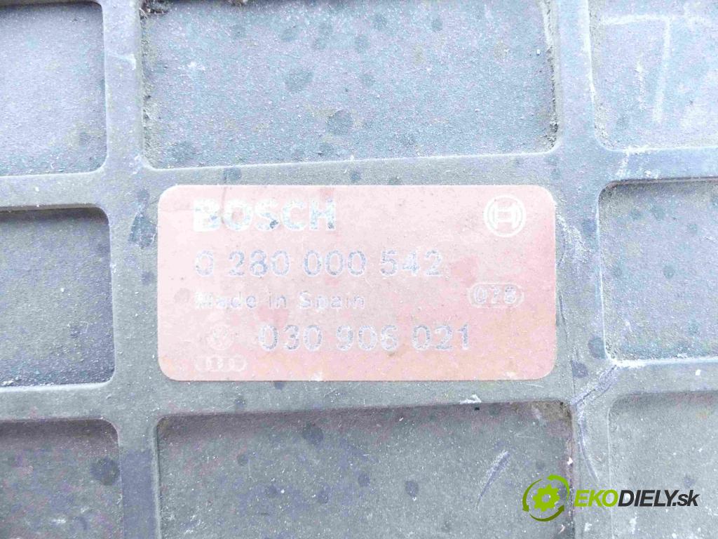 Vw Golf II 1983-1992 1.3 54 HP manual 40 kW 1272 cm3 5- Jednotka riadiaca 030906021