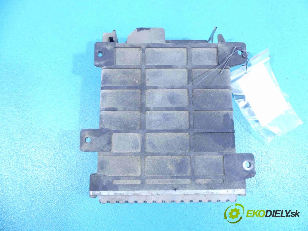 Vw Golf II 1983-1992 1.3 54 HP manual 40 kW 1272 cm3 5- Jednotka riadiaca 030906021