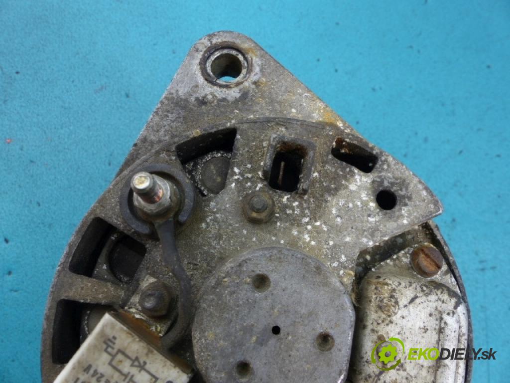 Skoda Felicia 1.3 mpi 68 HP manual 50 kW 1289 cm3 5- Alternator 443113516751 (Alternátory)