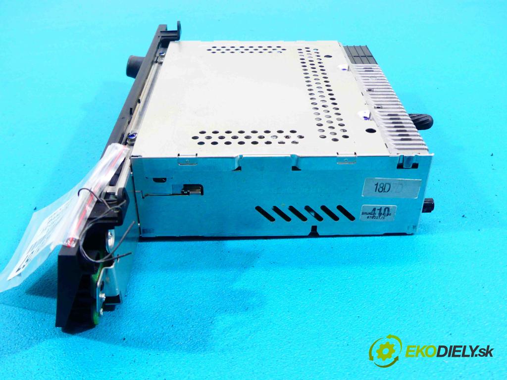 Bmw X3 e83 2003-2010 2.0d 150 HP manual 110 kW 1995 cm3 5- Radio 6512-9142413 (Audio zariadenia)