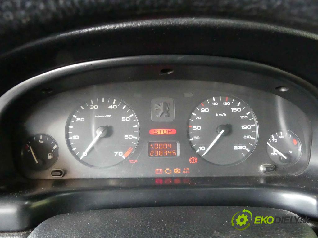 Peugeot 406 1.8 8v 90 hp manual 66 kW 1761 cm3 4
