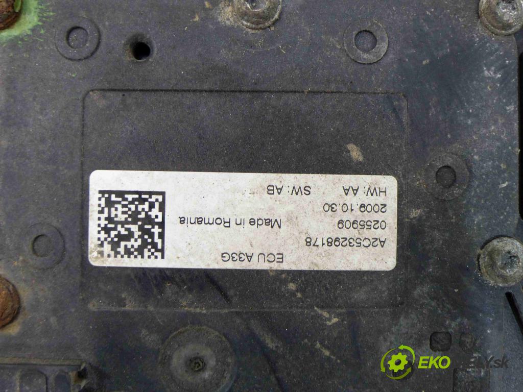 Opel Insignia 08-17 2.0 cdti 160 HP automatic 118 kW 1956 cm3 5- Brzda manuál: 13310023 (Ručné brzdy)