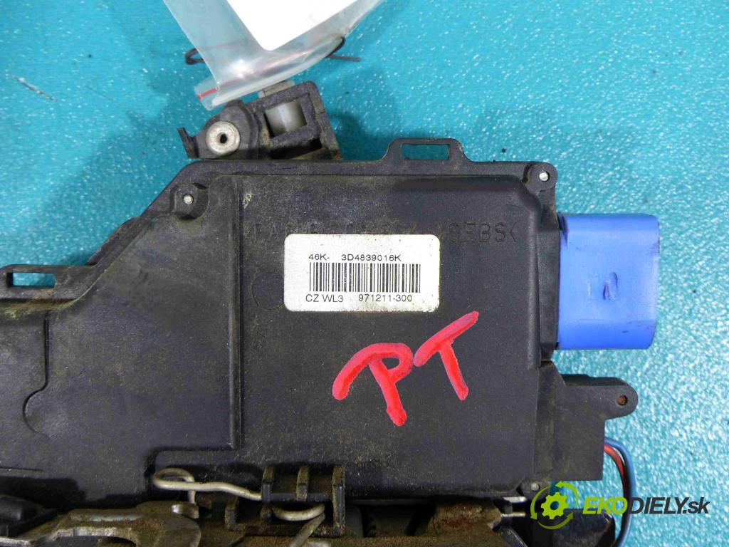 Vw Touareg 2002-2010 2.5 tdi 174 hp automatic 128 kW 2461 cm3 5- zámek zadní pravý 3D4839016K