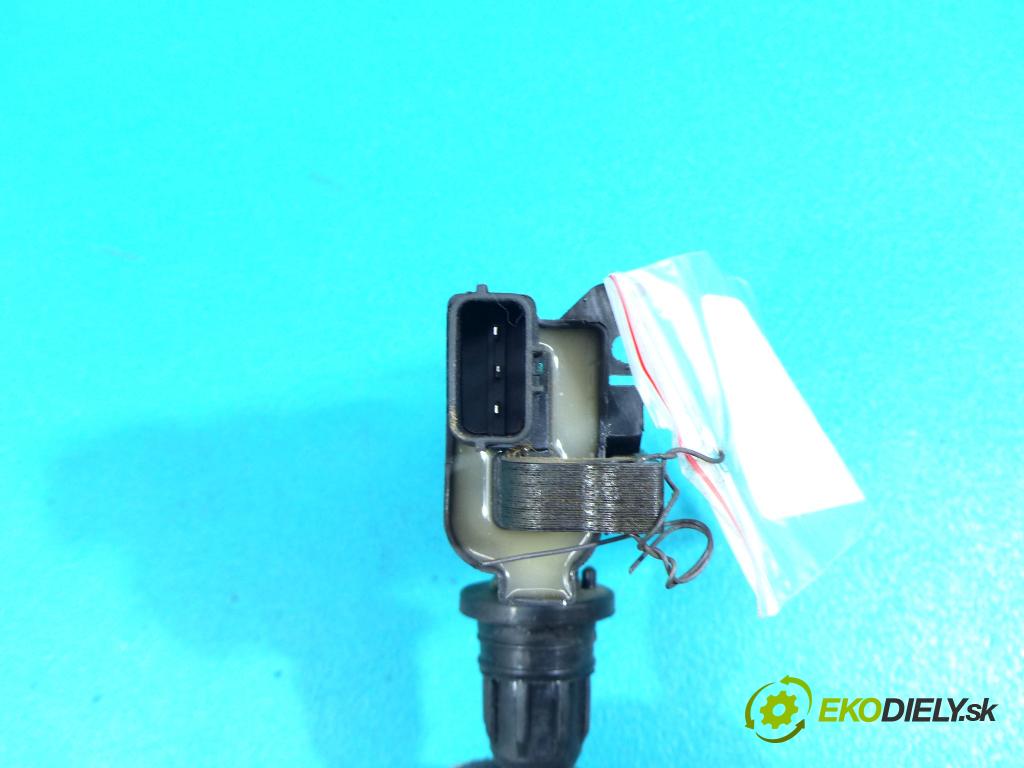 Mazda 323f 1.6 16v 98 HP manual 72 kW 1598 cm3 5- cievka zapaľovacia  (Zapaľovacie cievky, moduly)