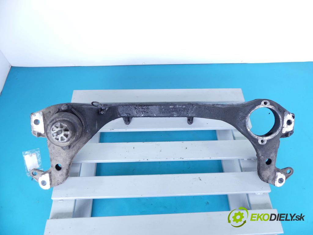 Vw Touareg 2002-2010 2.5 tdi (BPE) 174 hp automatic 128 kW 2461 cm3 5- výztuha motoru 