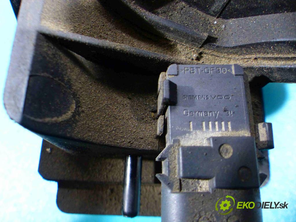 Dacia Logan 1.4 8v 75 HP manual 55 kW 1390 cm3 4- zvod nasávací 8200647804 (Sacie potrubia)