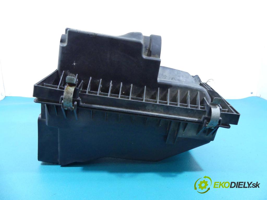 Dodge Caliber 2.0 CRD 140 hp manual 103 kW 1968 cm3 5- obal filtra vzduchu  (Kryty filtrů)