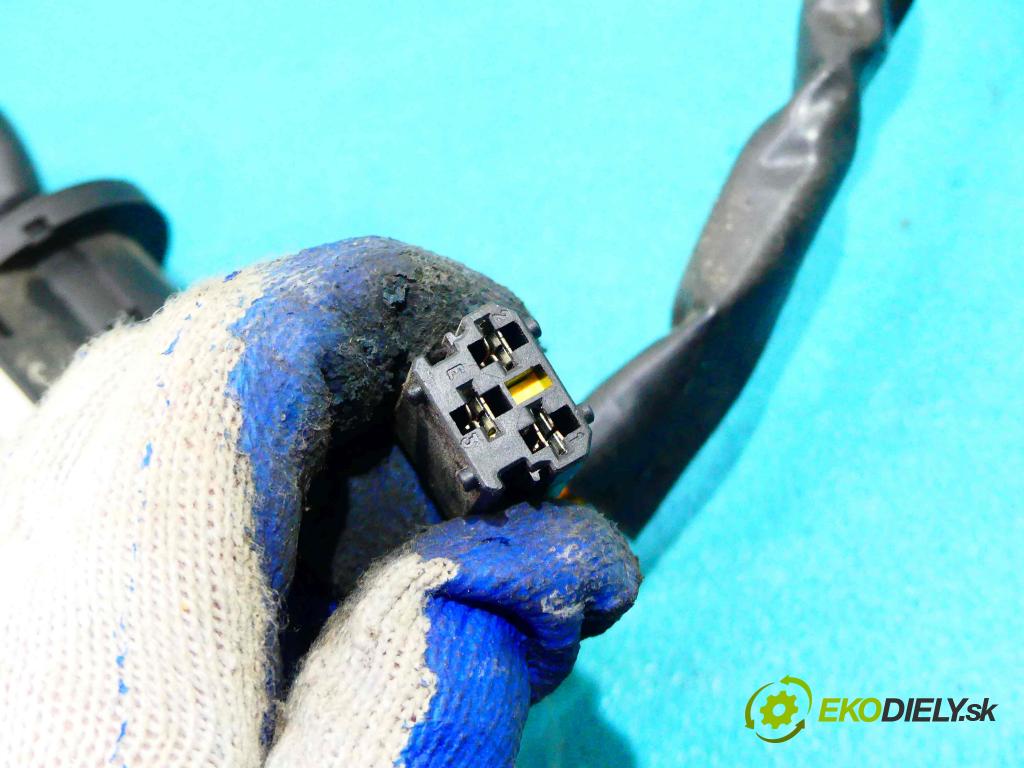 Peugeot 206 2.0 hdi 90 HP manual 66 kW 1997 cm3 5- Spínačka 9627269180 (Spínacie skrinky a kľúče)