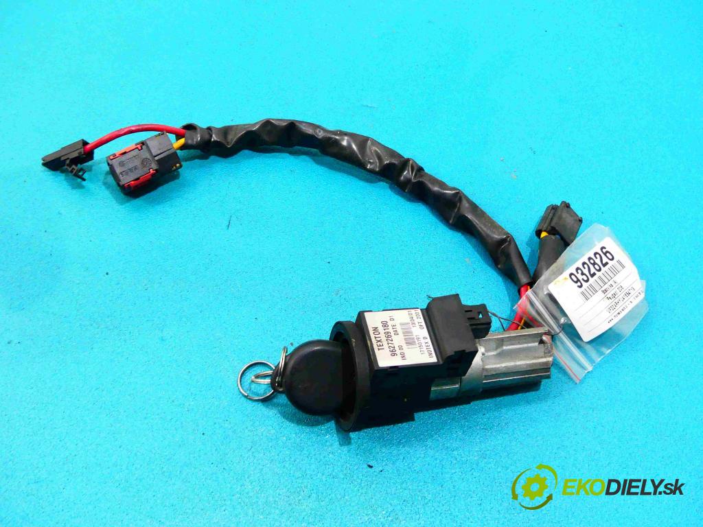 Peugeot 206 2.0 hdi 90 HP manual 66 kW 1997 cm3 5- Spínačka 9627269180 (Spínacie skrinky a kľúče)