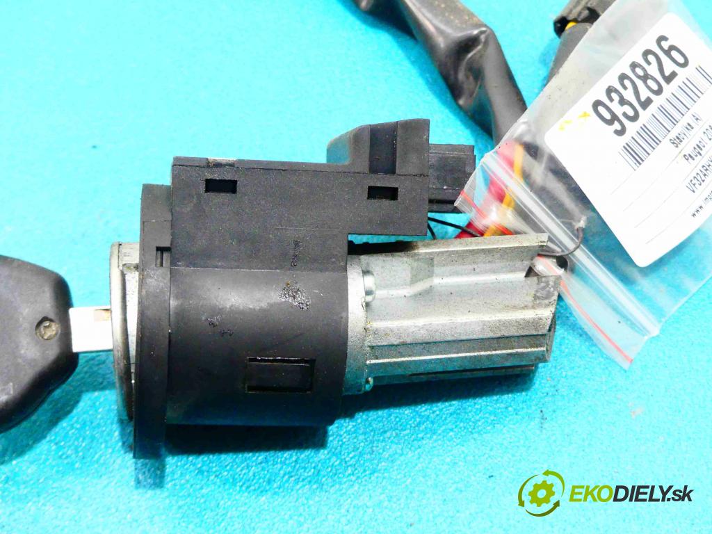 Peugeot 206 2.0 hdi 90 HP manual 66 kW 1997 cm3 5- Spínačka 9627269180 (Spínacie skrinky a kľúče)