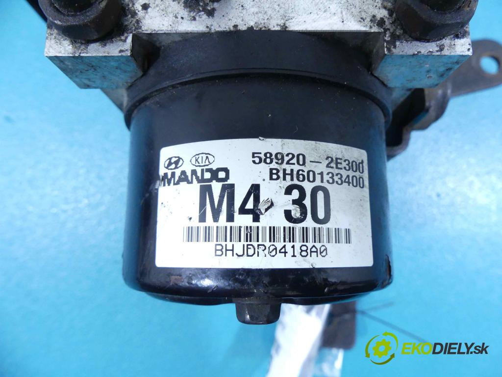 Hyundai Tucson I 2004-2009 2.7 V6 175 hp automatic 129 kW 2656 cm3 5- čerpadlo abs 58920-2E300 (Pumpy brzdové)