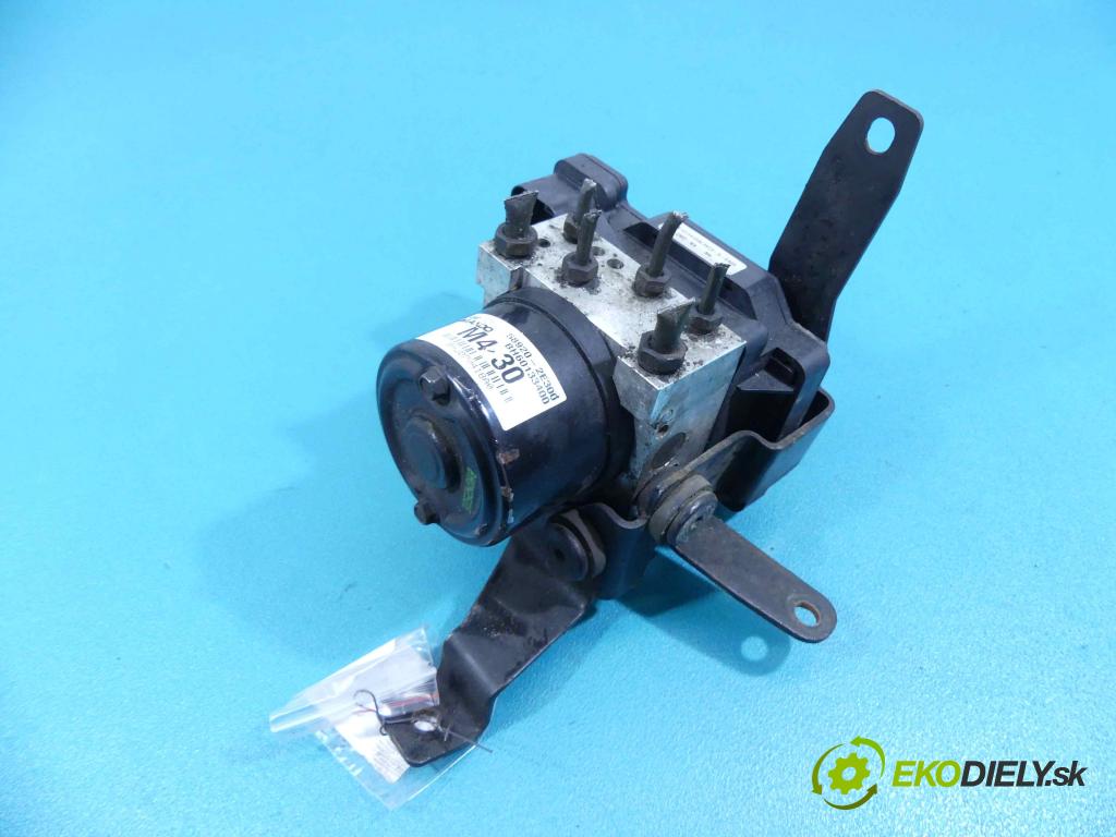 Hyundai Tucson I 2004-2009 2.7 V6 175 hp automatic 129 kW 2656 cm3 5- čerpadlo abs 58920-2E300 (Pumpy brzdové)